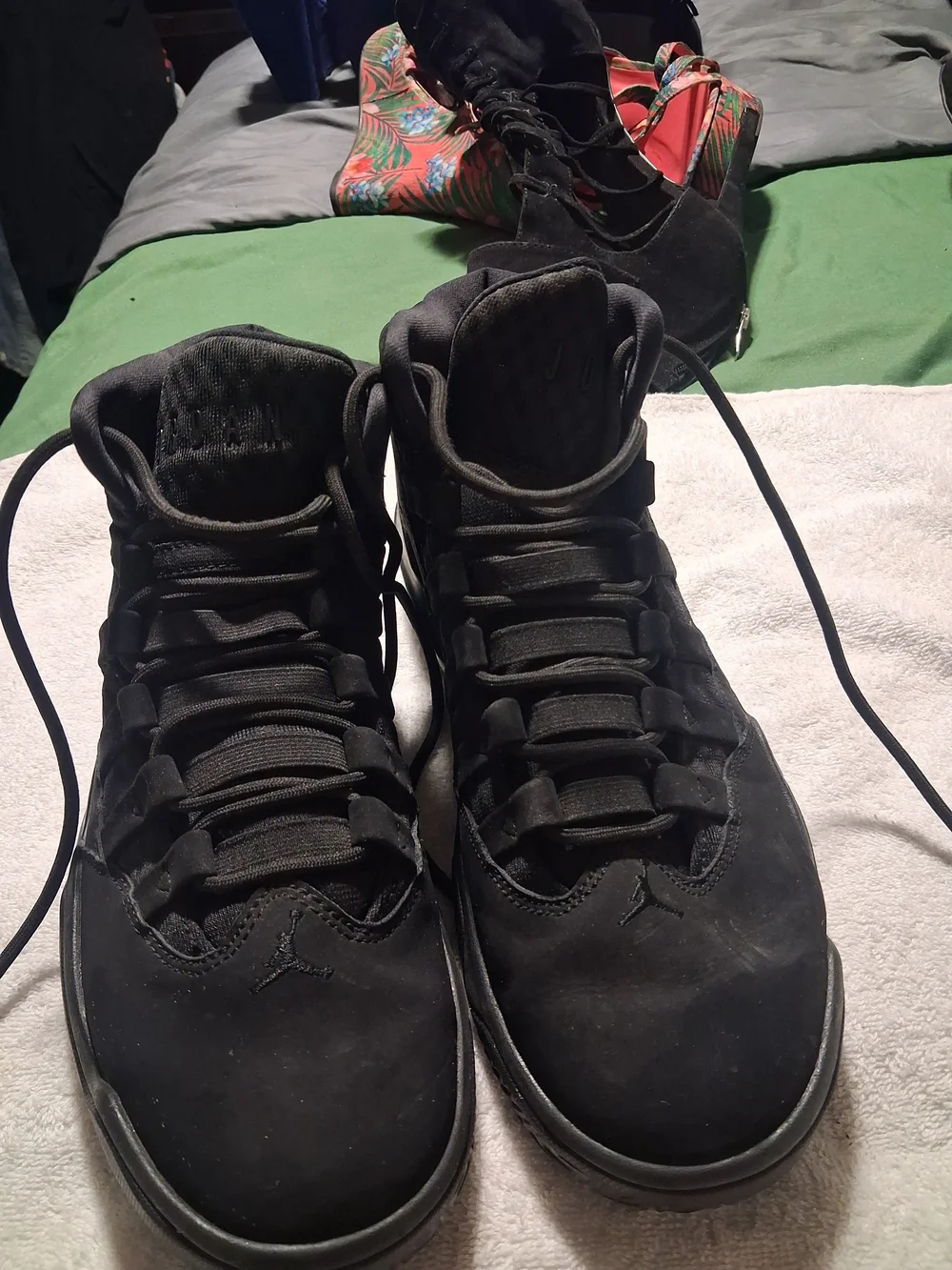 Jordan Black Suede Men's Basketball Sneakers Size 8.5 Men 10 Women
